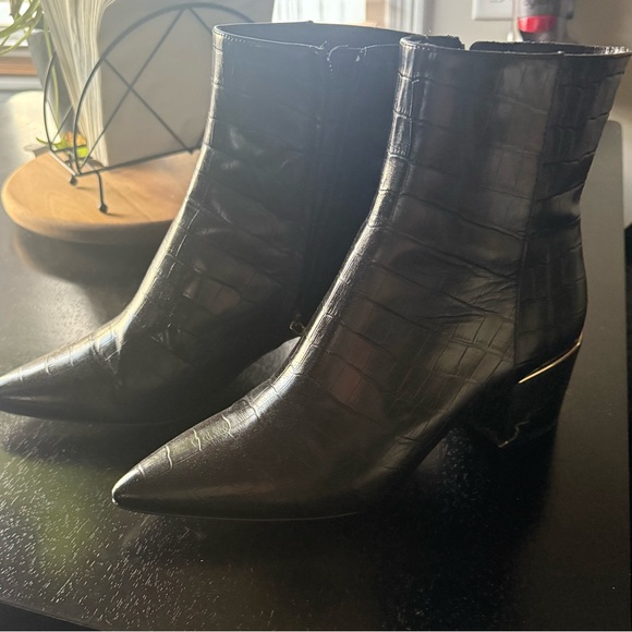 Thursday Luna Boots - Picture 4 of 4